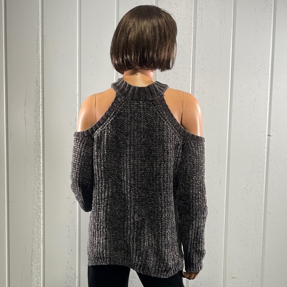 *Adam Levine Women’s Charcoal Knitted Open Shoulder Sweater Sz L - Picture 6 of 9